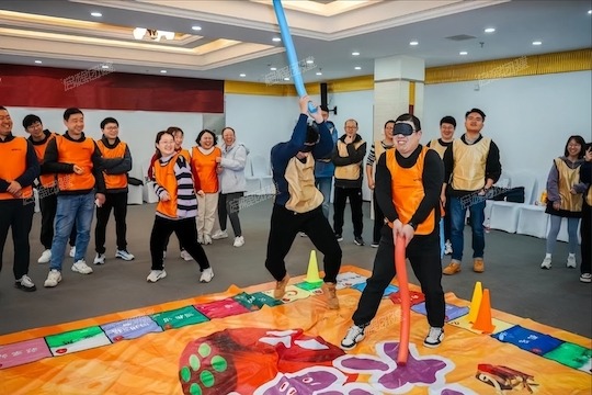 第1天 · 13:00 大富翁之旅 · 8-1