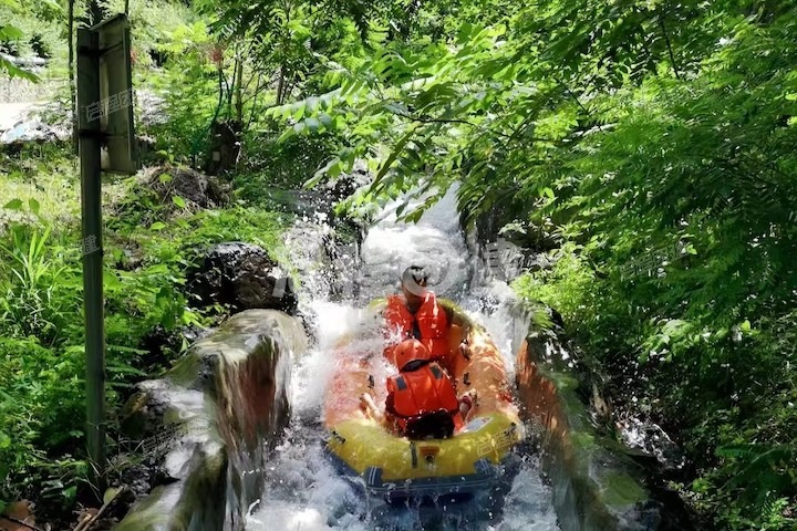 第1天 · 14:10 高山滑水 · 3-1