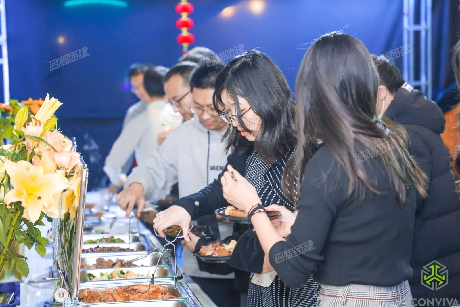 第1天 · 年会晚宴开始 · 1-2